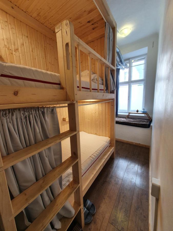 7Brunnen Hostel Beds & Rooms Вена Экстерьер фото