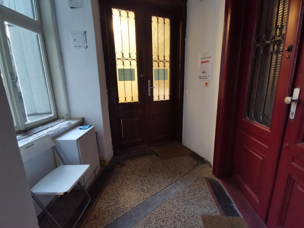 7Brunnen Hostel Beds & Rooms Вена Экстерьер фото