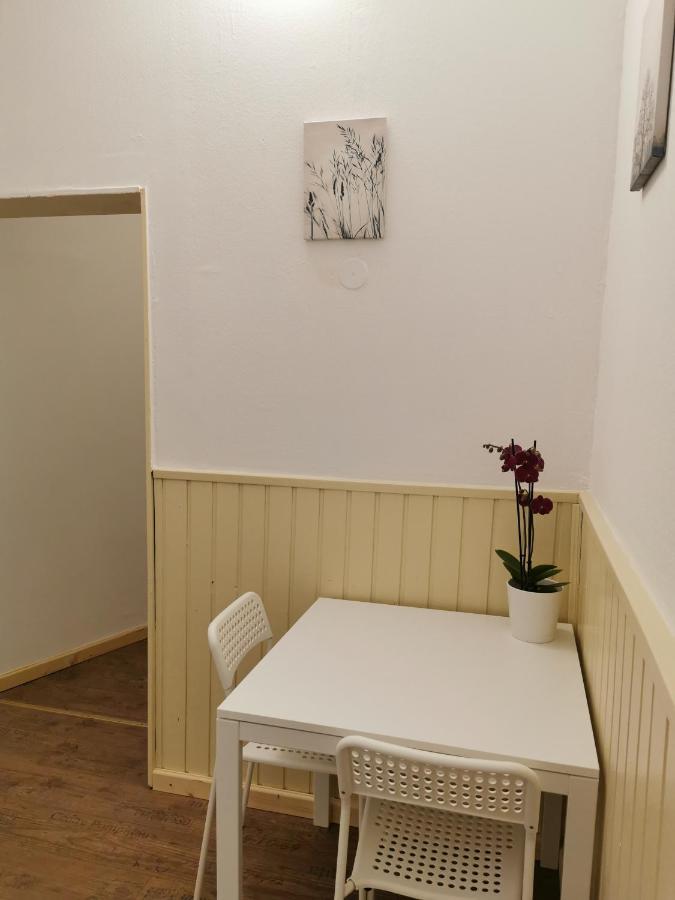 7Brunnen Hostel Beds & Rooms Вена Экстерьер фото