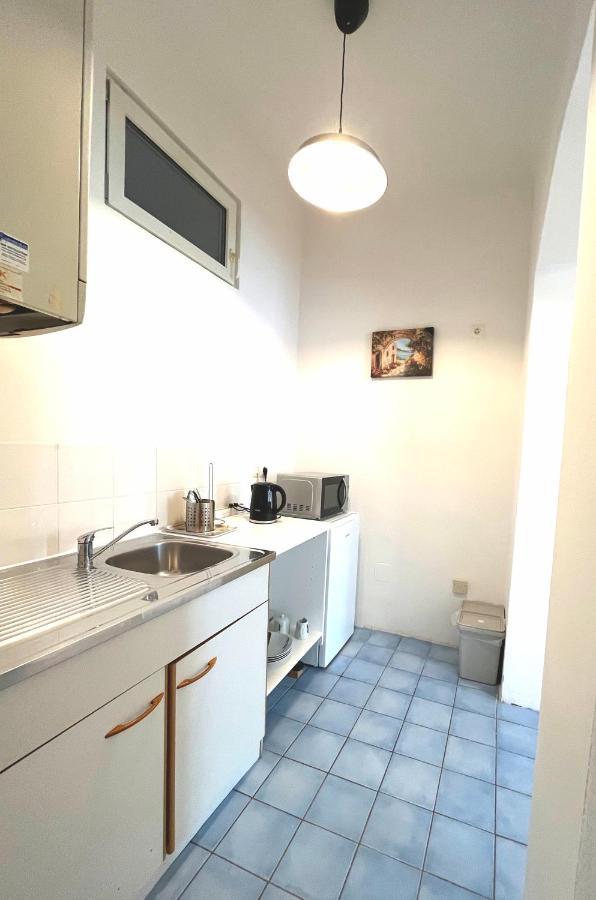 7Brunnen Hostel Beds & Rooms Вена Экстерьер фото